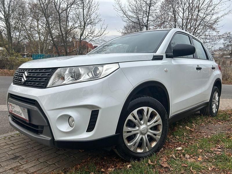 Weiß Gebraucht 2017 Suzuki Vitara Comfort SUV | 9.999 € (Fairer Preis) - Bild 1/4