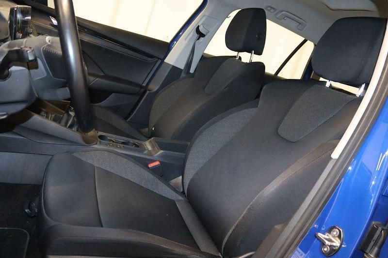 Gebraucht Skoda Octavia Active 110 PS (80 kW) 2021 Blau Kombi