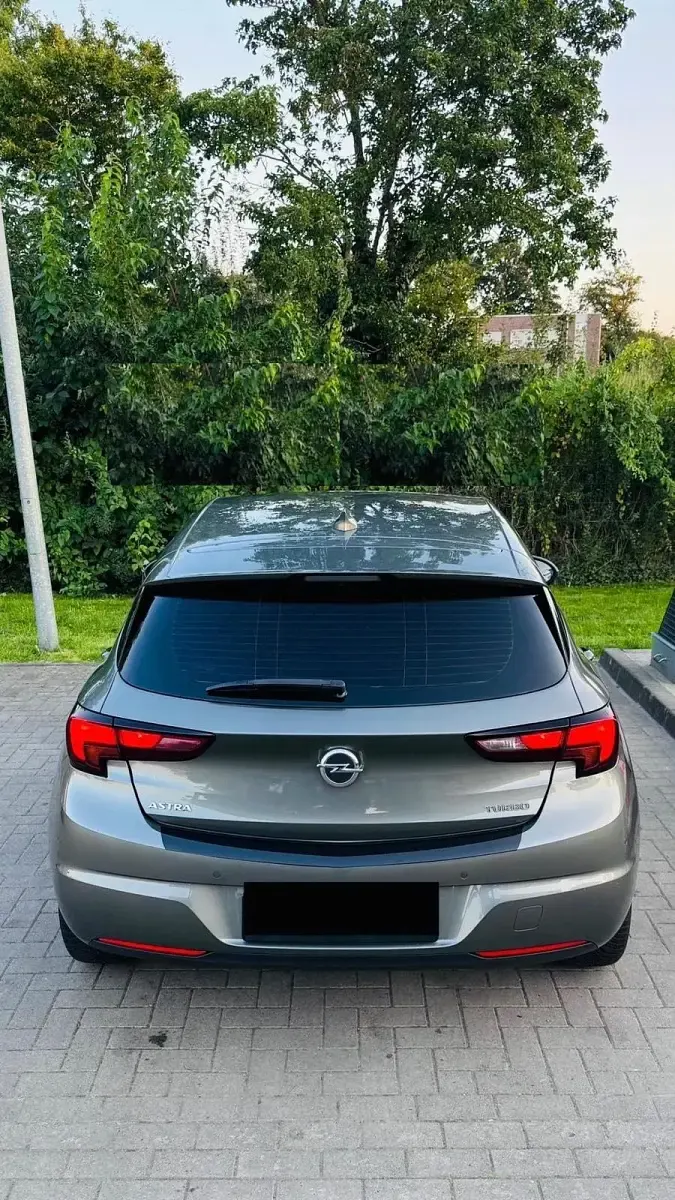 Gebraucht Opel Astra 150 PS (110 kW) 2018 Grau Kleinwagen