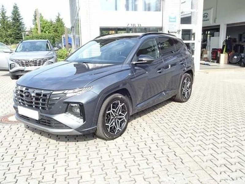 Grau Gebraucht 2022 Hyundai Tucson SUV | 29.999 € (Etwas zu teuer) - Bild 1/4