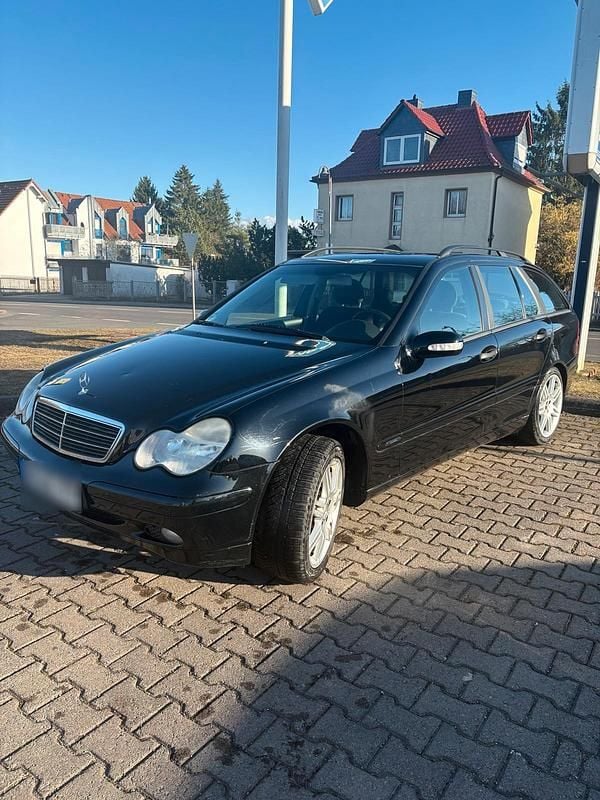 Gebraucht Mercedes C180 143 PS (105 kW) 2003 Schwarz Kombi