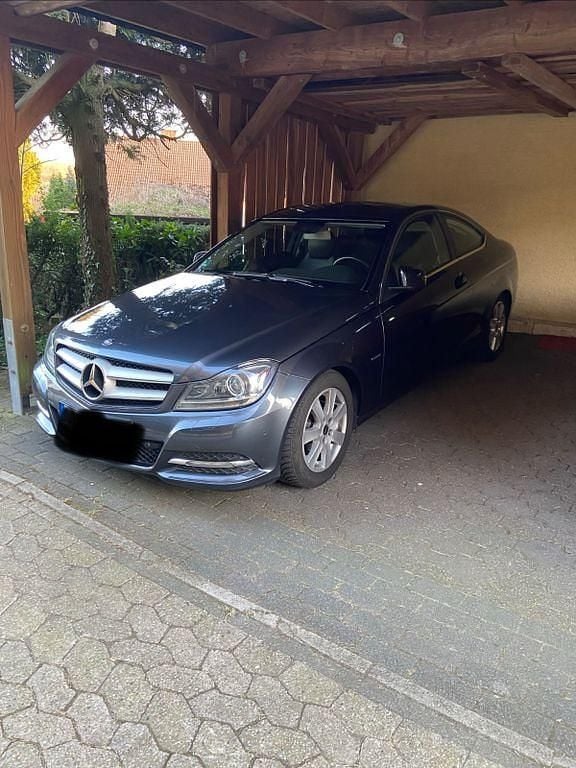 Gebraucht Mercedes C250 204 PS (150 kW) 2011 Coupé