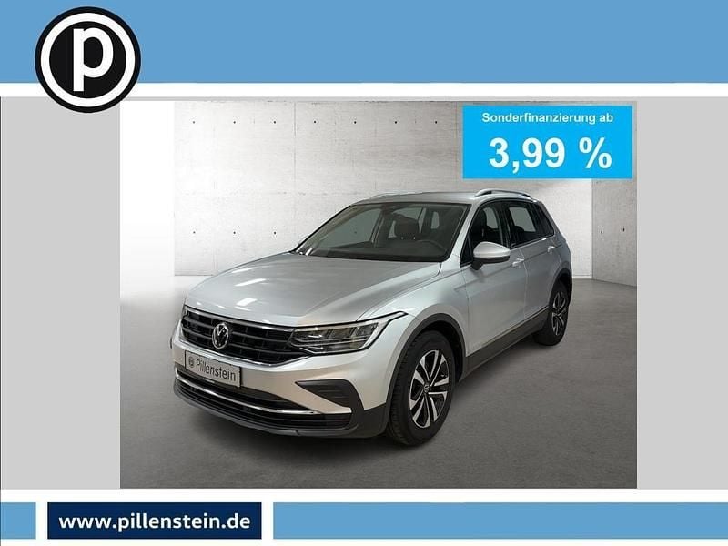 Silber Gebraucht 2021 VW Tiguan United SUV | 25.911 € (Superpreis) - Bild 1/4