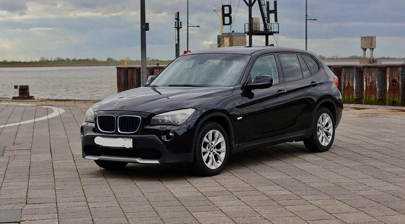 Gebraucht BMW X1 143 PS (105 kW) 2012 Schwarz SUV