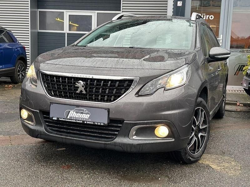 Grau Gebraucht 2018 Peugeot 2008 Active SUV | 7.600 € (Fairer Preis) - Bild 1/4