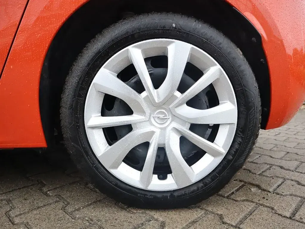 Usado Opel Corsa-e 100 kW (136 HP) 2022 Laranja Citadino