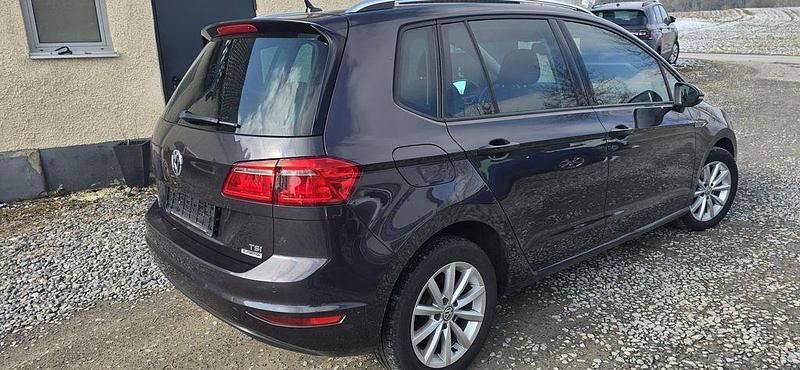 Grau Gebraucht 2015 VW Golf Sportsvan LOUNGE Van / Kleinbus | 13.999 € (Etwas zu teuer) - Bild 1/4