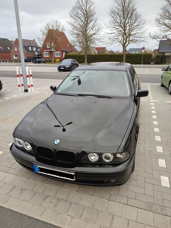 Gebraucht BMW 520 170 PS (125 kW) 2001 Schwarz Limousine