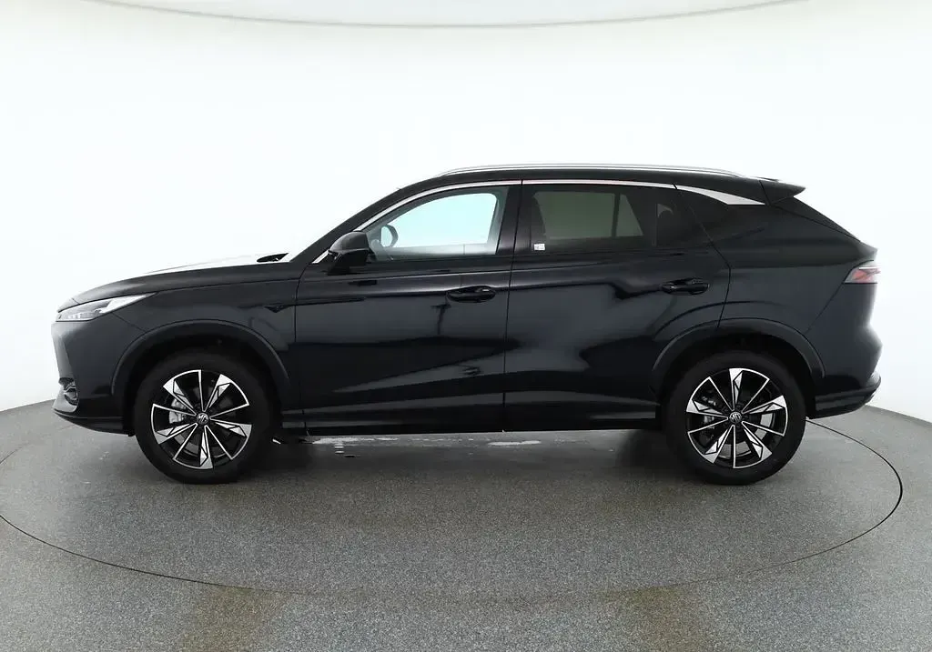 Neu MG HS Luxury 224 PS (164 kW) 2026 Pebbleblackmet. SUV