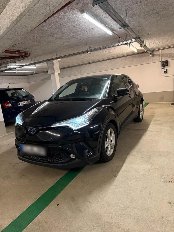 Schwarz Gebraucht 2018 Toyota C-HR SUV | 14.500 € - Bild 1/4