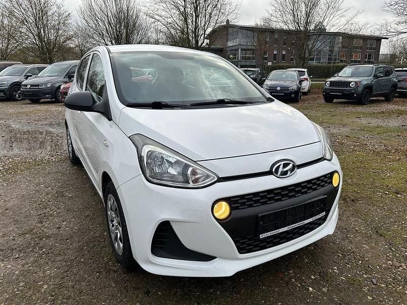 Weiß Gebraucht 2017 Hyundai i10 Kleinwagen | 4.850 € (Guter Preis) - Bild 1/4
