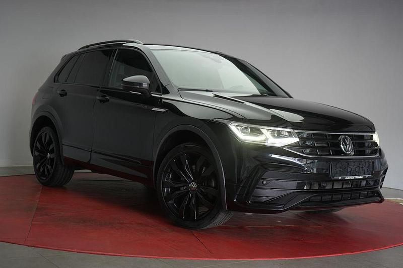 Deep black pearlescent Gebraucht 2022 VW Tiguan R-line SUV | 26.990 € (Guter Preis) - Bild 1/4