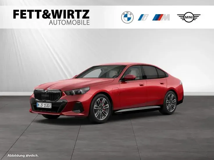 Gebraucht BMW 550e M Sport 489 PS (359 kW) 2025 Limousine