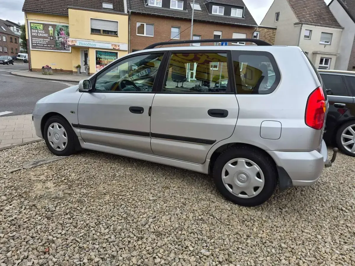 Gebraucht Mitsubishi Space Star Comfort Edition 122 PS (89 kW) 2002 Silber Van / Kleinbus