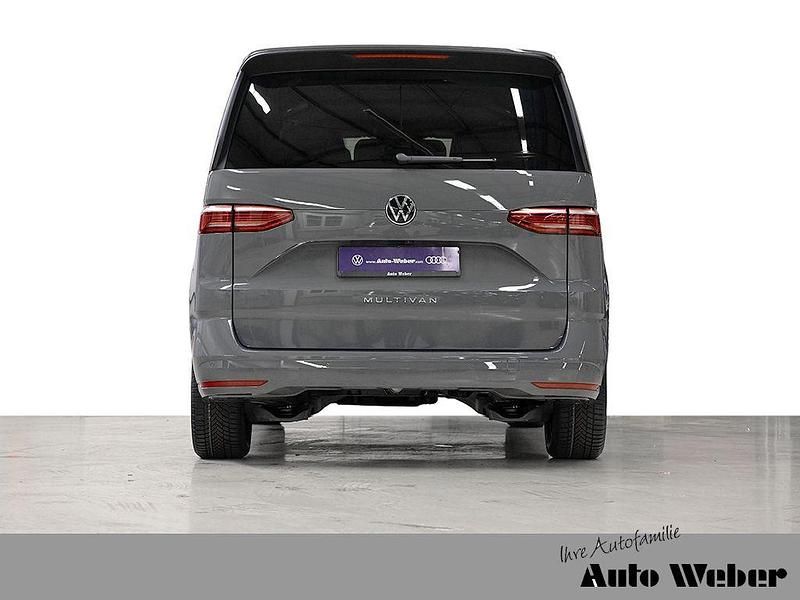 Neu VW Multivan Life 150 PS (110 kW) 2025 Grau Van