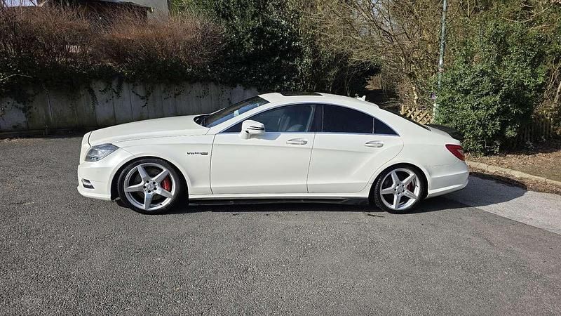Gebraucht Mercedes CLS500 408 PS (300 kW) 2012 Weiß Coupé