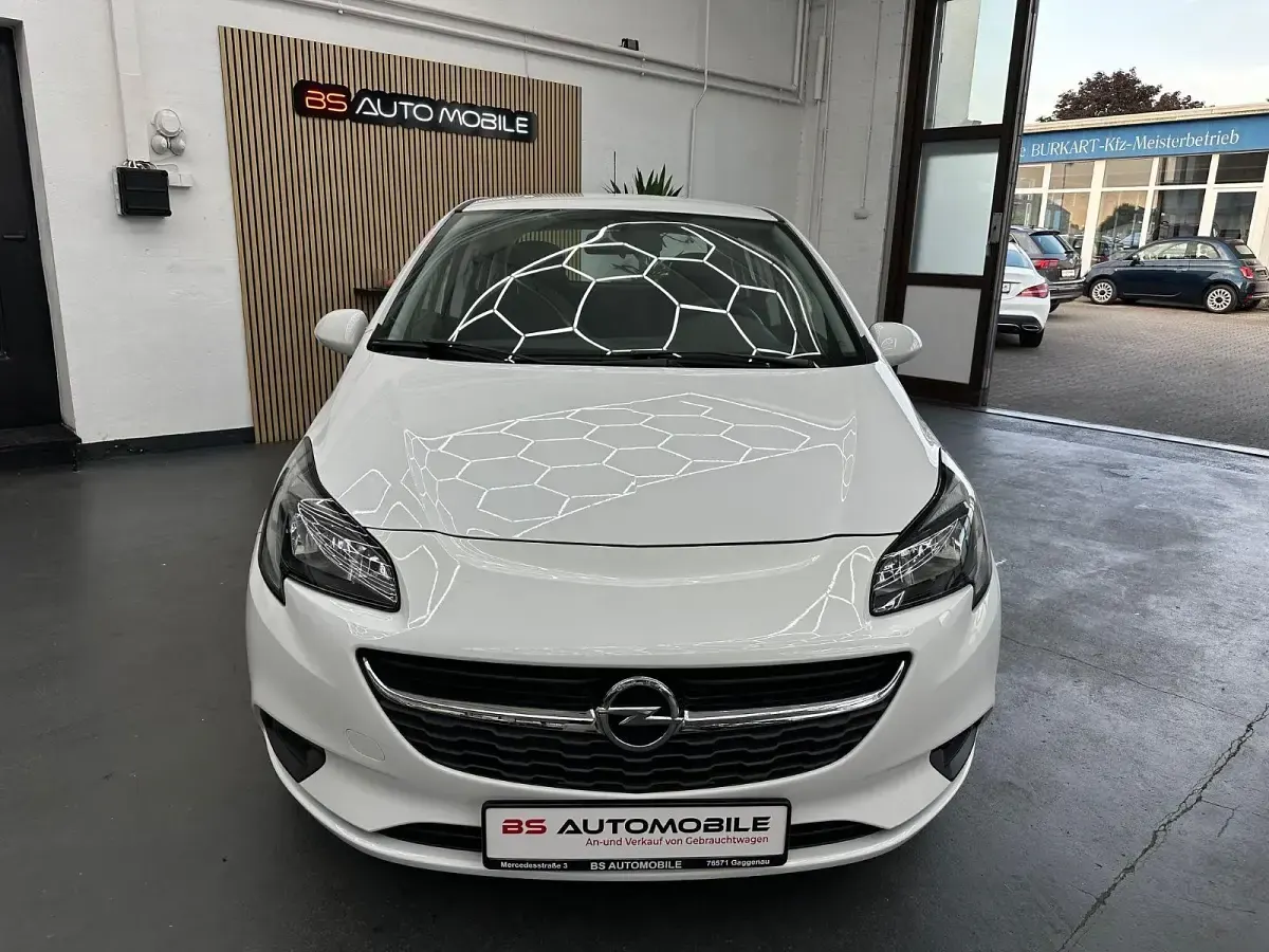 Gebraucht Opel Corsa Edition 90 PS (66 kW) 2015 Weiß Kleinwagen