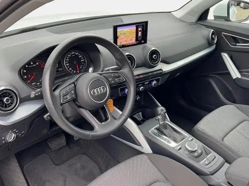 Gebraucht Audi Q2 Design 150 PS (110 kW) 2020 Weiß SUV