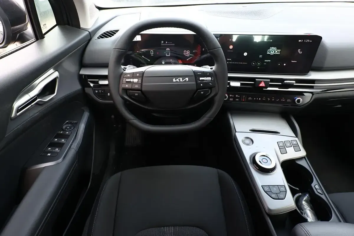 Neu Kia Sportage Vision 179 PS (131 kW) 2026 Magmarot metallic SUV