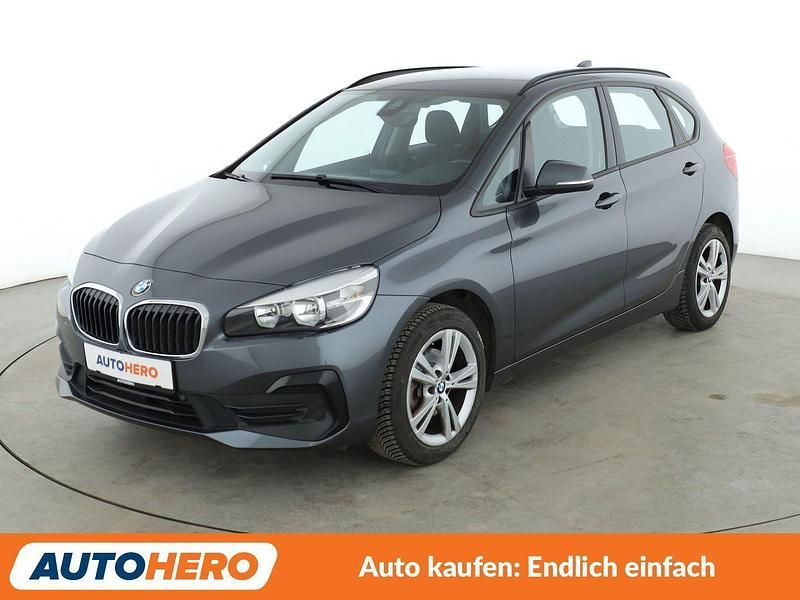 Grau Gebraucht 2018 BMW 216 Active Tourer Advantage Van / Kleinbus | 13.440 € (Fairer Preis) - Bild 1/3