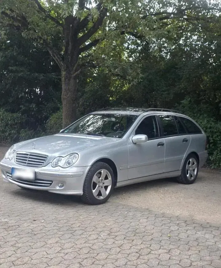 Gebraucht Mercedes C220 150 PS (110 kW) 2007 Silber Kombi