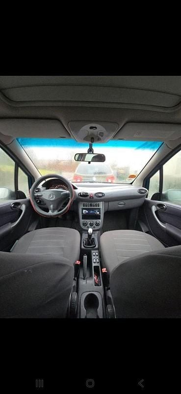 Gebraucht Mercedes A140 Elegance 82 PS (60 kW) 2001 Blau Kleinwagen