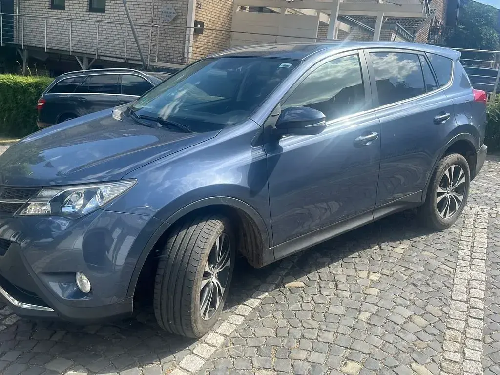 Gebraucht Toyota RAV4 124 PS (91 kW) 2014 Blau SUV