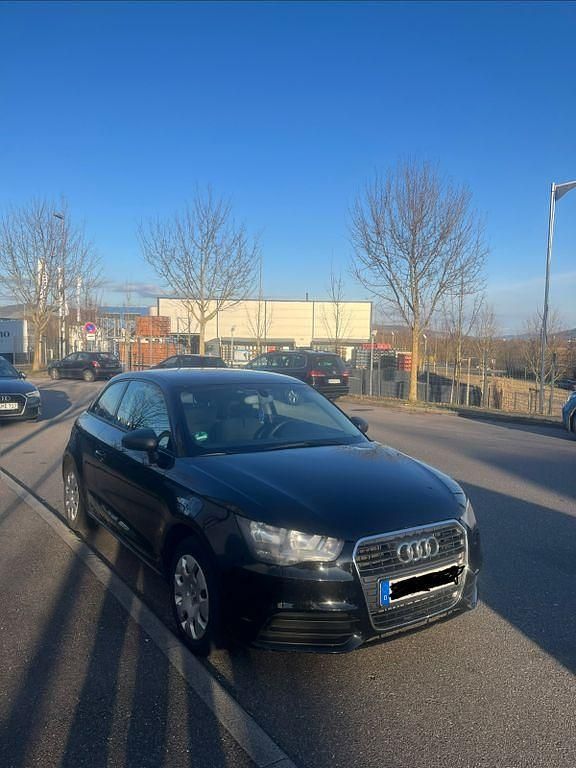 Gebraucht Audi A1 Ambition 122 PS (89 kW) 2011 Schwarz Kleinwagen