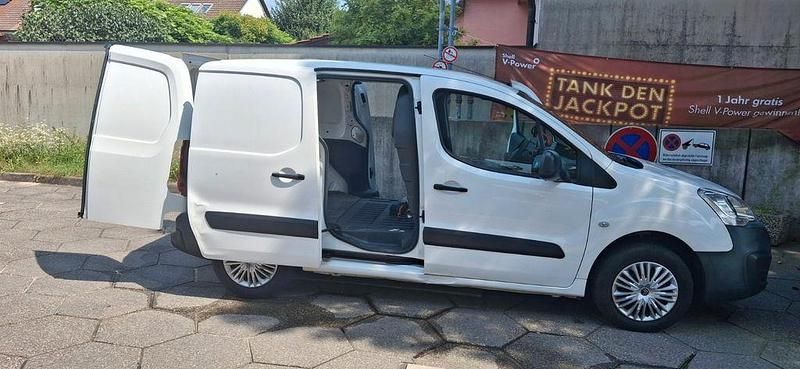 Weiß Gebraucht 2015 Citroën Berlingo Van / Kleinbus | 6.200 € (Fairer Preis) - Bild 1/4