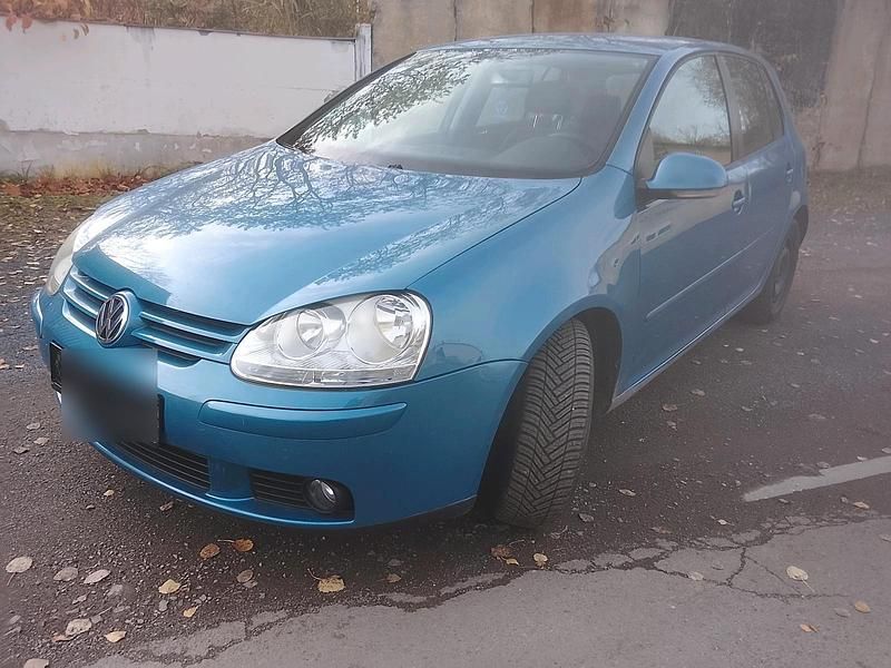 Blau Gebraucht 2005 VW Golf IV Limousine | 1.500 € (Superpreis) - Bild 1/4