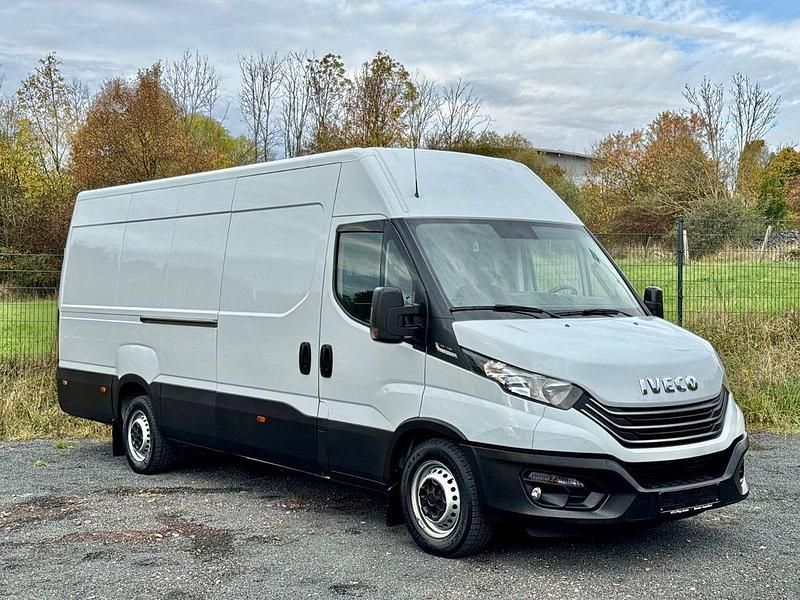 Gebraucht 2022 Iveco Daily Limousine | 28.999 € (Guter Preis) - Bild 1/4