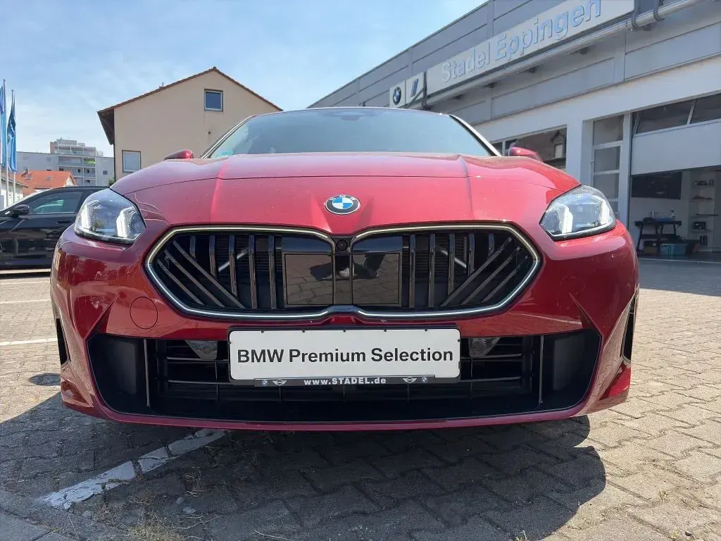Gebraucht BMW 120 150 PS (110 kW) 2025 Rot Kleinwagen