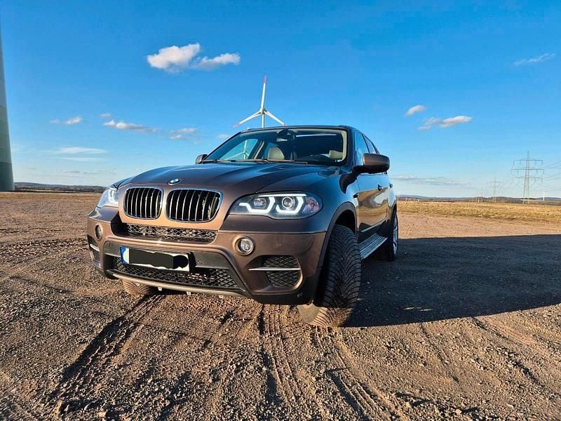 Gebraucht BMW X5 306 PS (225 kW) 2010 Braun SUV