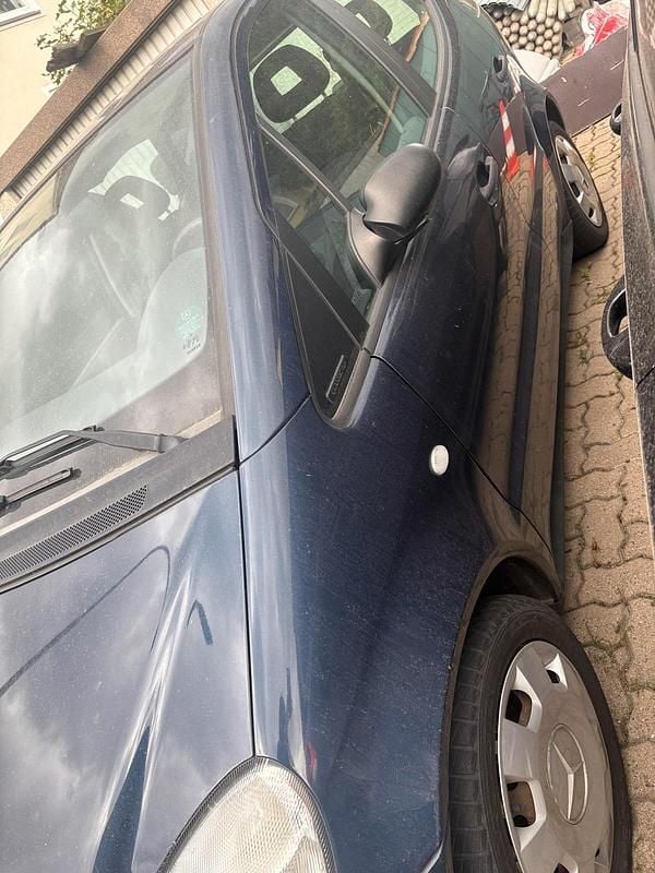 Gebraucht Mercedes A140 82 PS (60 kW) 1999 Blau Kleinwagen