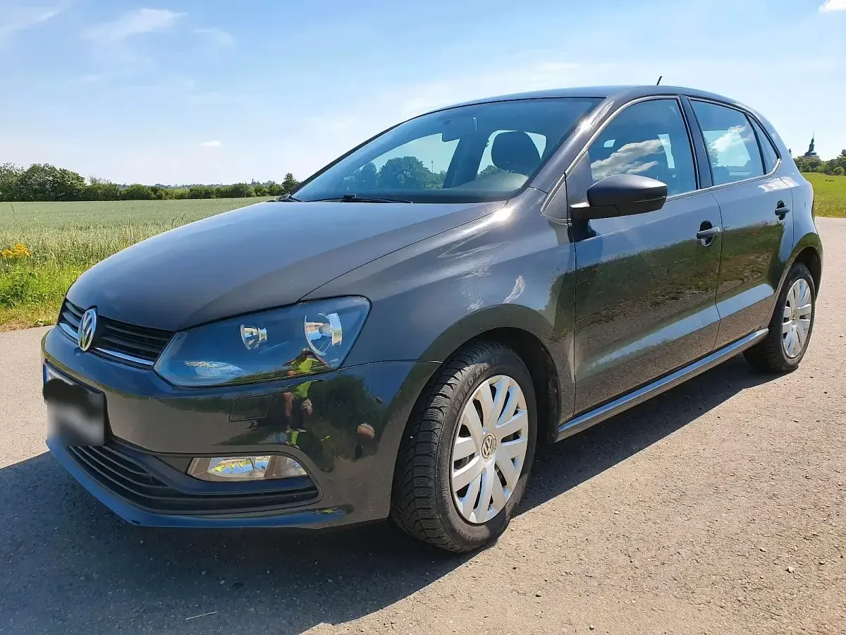 Gebraucht VW Polo 60 PS (44 kW) 2016 Grau Kleinwagen