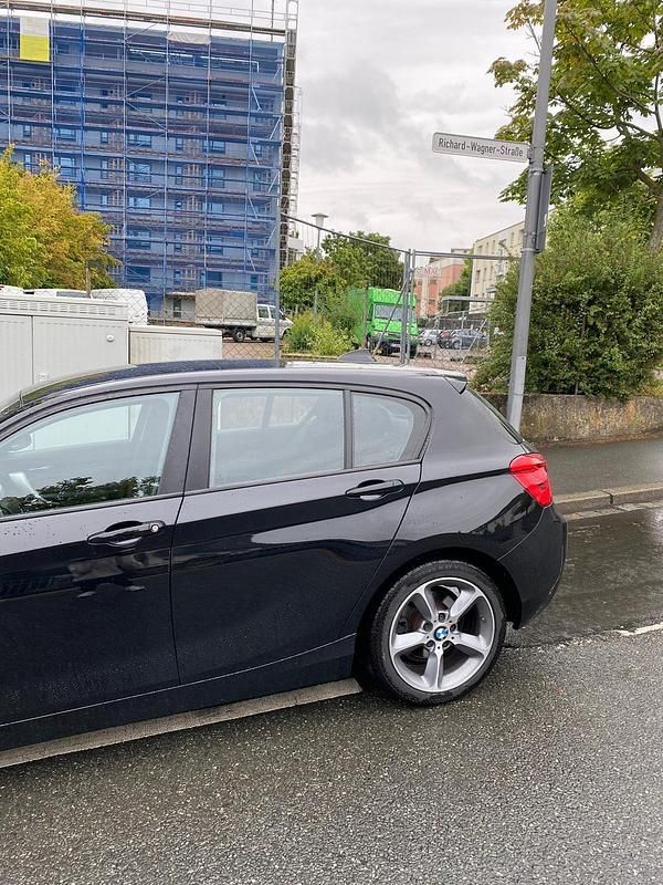 Gebraucht BMW 118 Advantage 136 PS (100 kW) 2016 Schwarz Kleinwagen