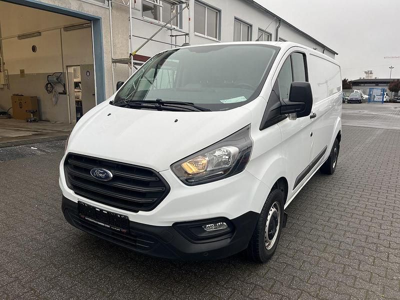 Frozen white Gebraucht 2022 Ford Transit Custom Trend Van / Kleinbus | 16.650 € (Guter Preis) - Bild 1/4