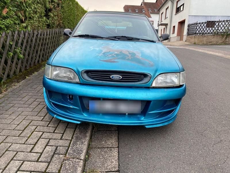 Gebraucht Ford Escort Cabriolet 105 PS (77 kW) 1993 Andere farben Cabrio