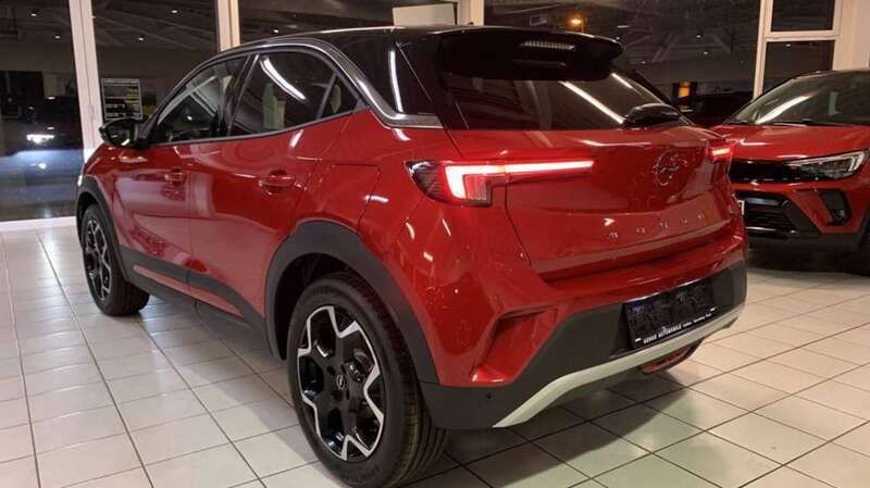 Gebraucht Opel Mokka-e Ultimate 100 kW (136 PS) 2023 Power rot SUV