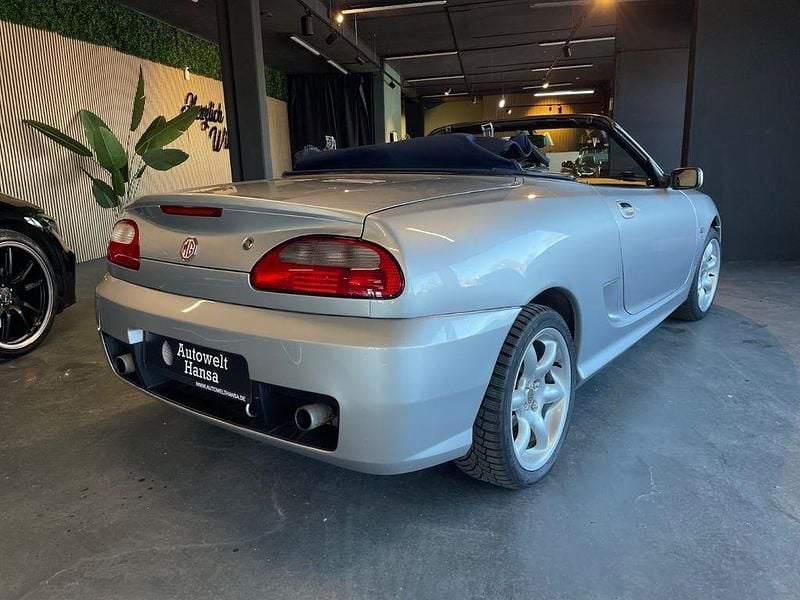 Gebraucht MG TF 136 PS (100 kW) 2003 Silber Cabrio