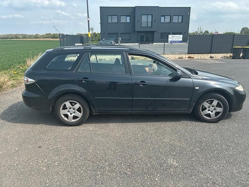 Usado Mazda 6 120 HP (88 kW) 2006 Preto Carrinha