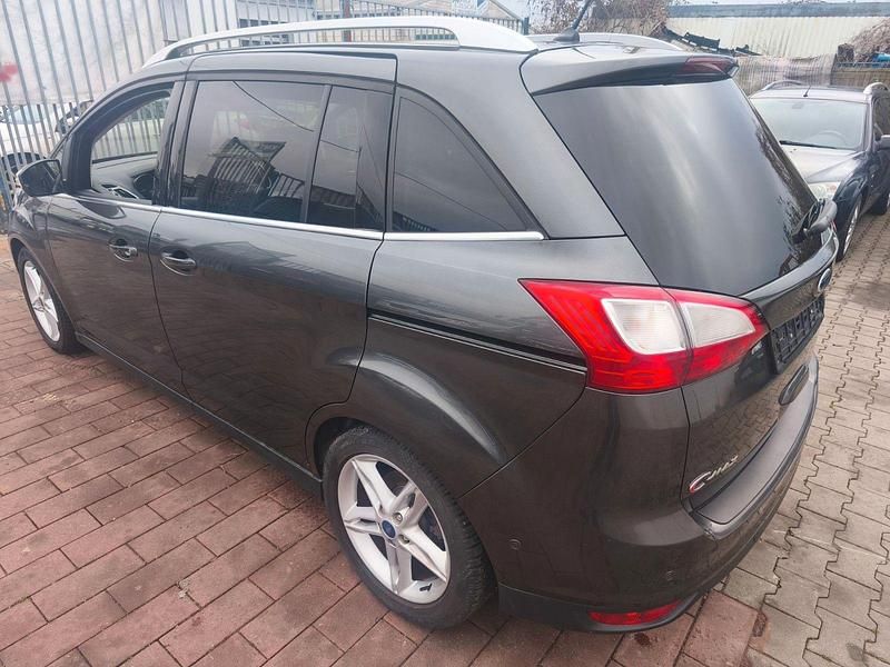 Gebraucht Ford Grand C-Max Titanium 125 PS (91 kW) 2019 Grau Van / Kleinbus