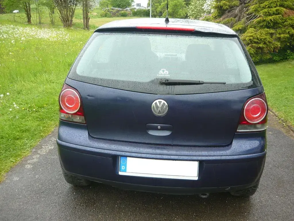 Gebraucht VW Polo 75 PS (55 kW) 2007 Blau Kleinwagen