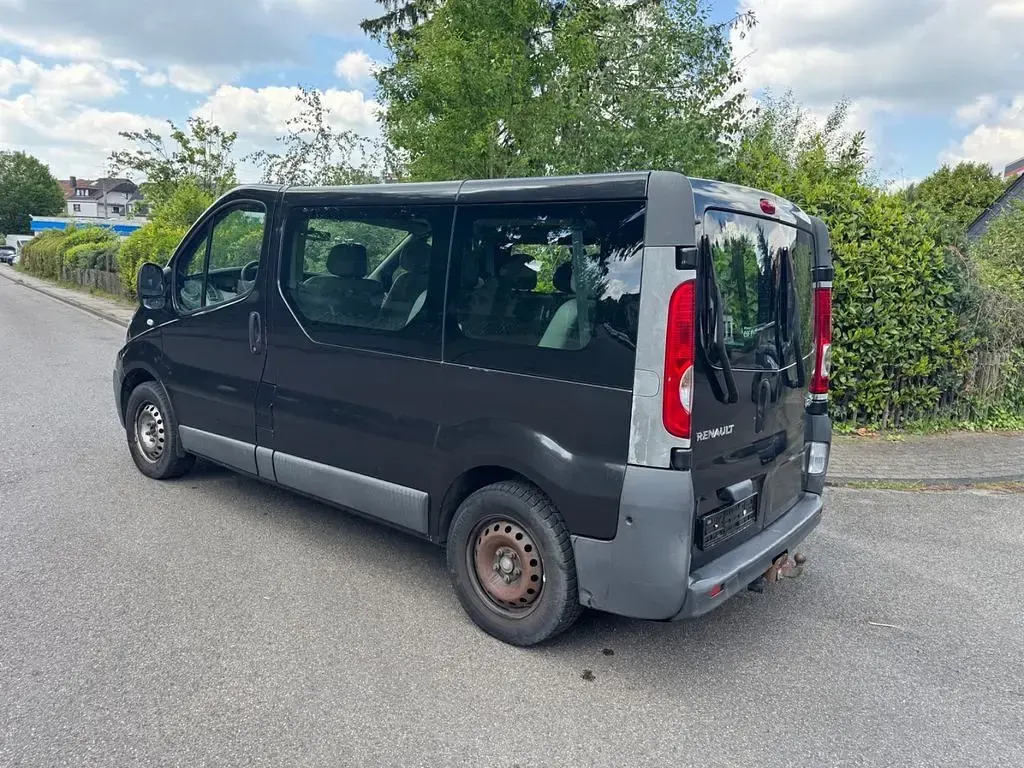 Brugt Renault Trafic 90 HK (66 kW) 2007 Sort MPV