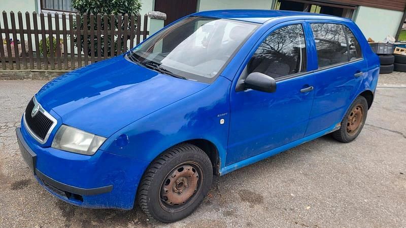 Używany Skoda Fabia 54 KM (39 kW) 2004 Niebieski Hatchback