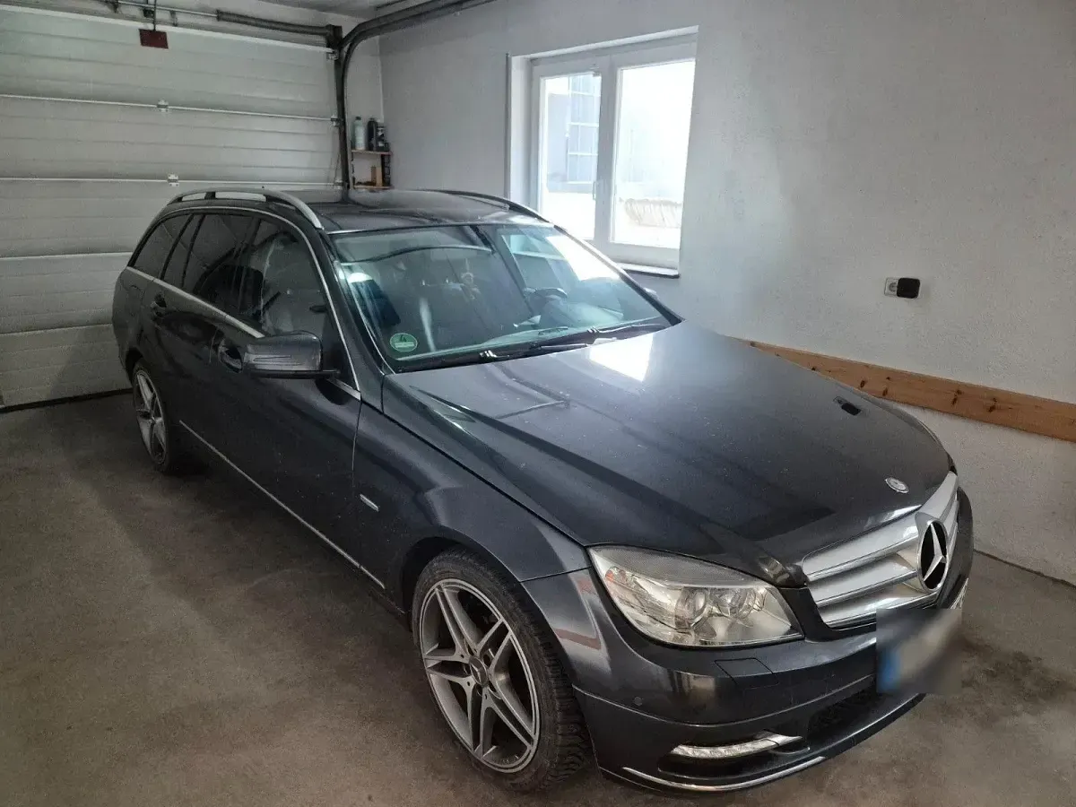 Gebraucht Mercedes C350 231 PS (169 kW) 2010 Grau Kombi