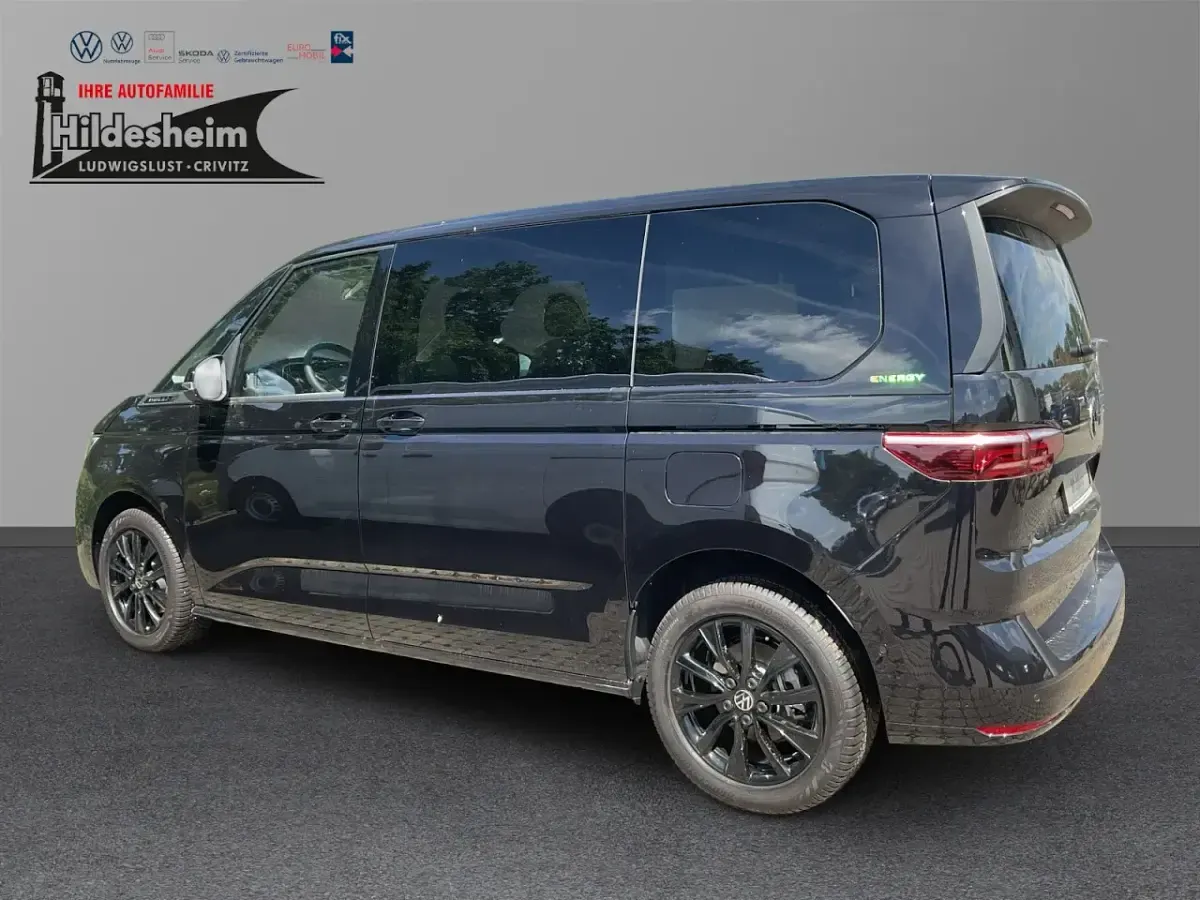 Neu VW Multivan 204 PS (150 kW) 2026 Schwarz Van / Kleinbus