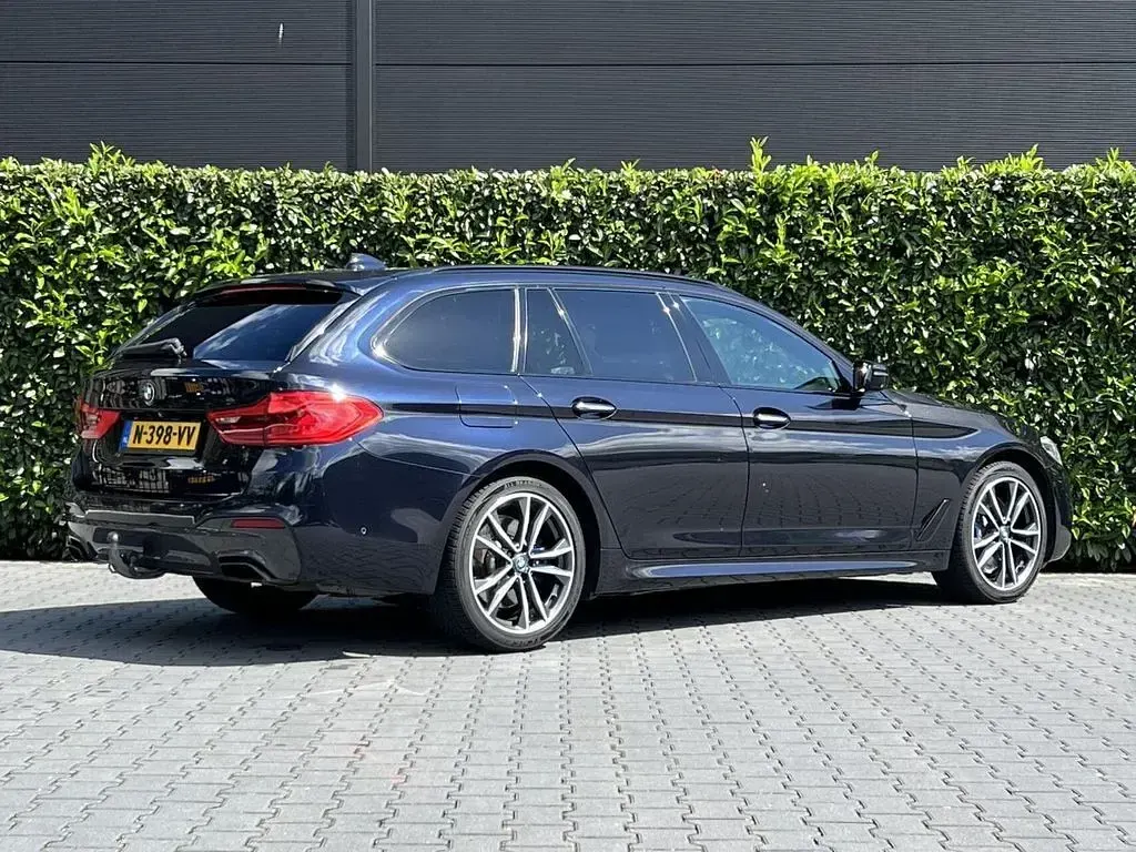 Gebraucht BMW 540 Executive 340 PS (250 kW) 2017 Schwarz Kombi
