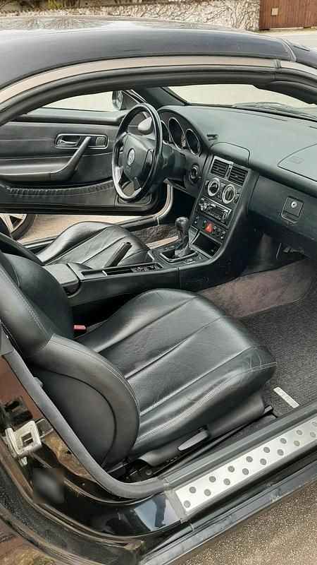 Usata Mercedes SLK200 2002 Nero Cabrio