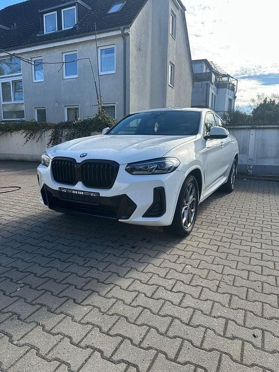 Gebraucht BMW X4 M Sport 286 PS (210 kW) 2022 Weiß SUV